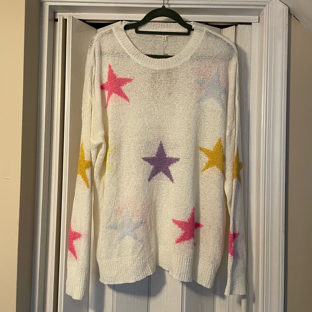 Main Strip Sara Star Sweater NWT Retails for $38.00
